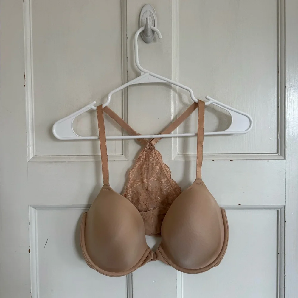 Wacoal Lace Impression Contour‎ Bra size 36D